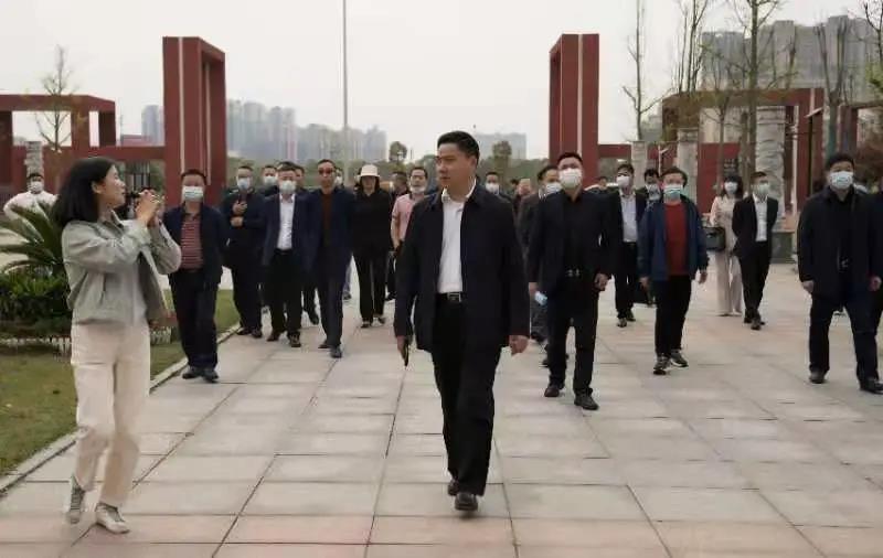 东莞华容商会部分会员返乡考察，奋力谱写家乡发展新篇章