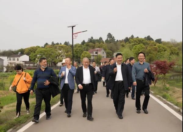 东莞华容商会部分会员返乡考察，奋力谱写家乡发展新篇章